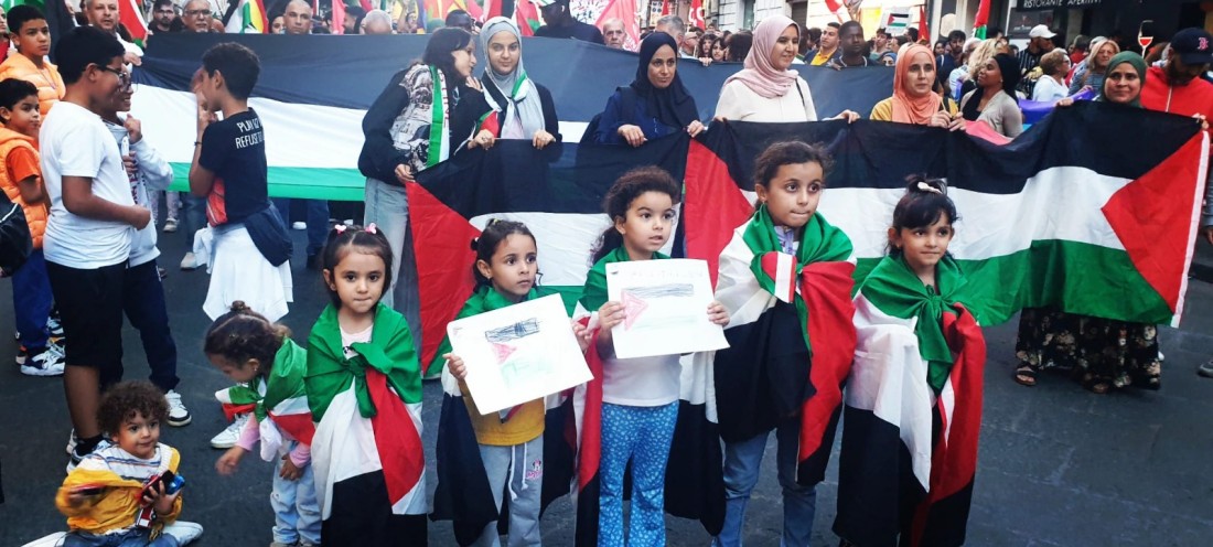 bambini arabi alla manifestazione del 20 ottobre 2024